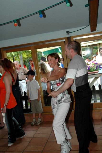 min 2006 06 11 guinguette mp 113